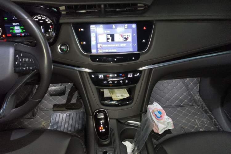 Used Cadillac XT6 2020 28T 7-Seater Four-Wheel Drive Luxury Version Audio And AC Panel