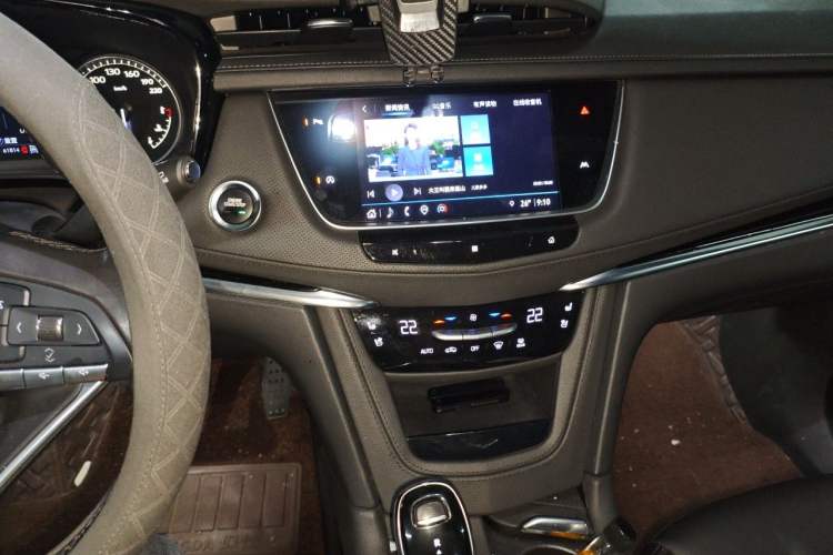 Used Cadillac XT6 2020 28T 7-Seater Four-Wheel Drive Luxury Version Audio And AC Panel