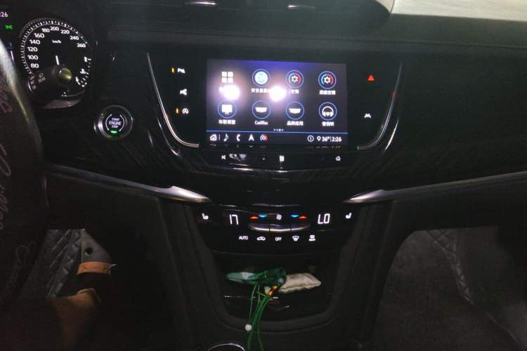 Used Cadillac XT6 2020 28T Six-Seater Four-Wheel-Drive Luxury Version Audio And AC Panel
