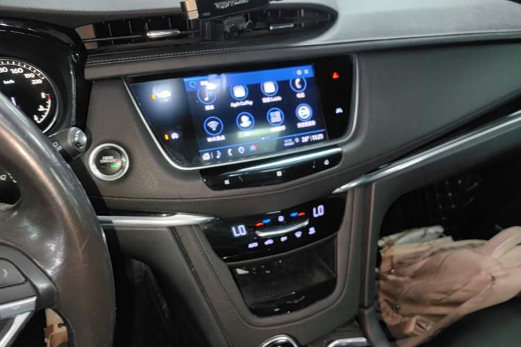 Used Cadillac XT6 2020 28T Seven-Seater Fashion Edition Audio And AC Panel