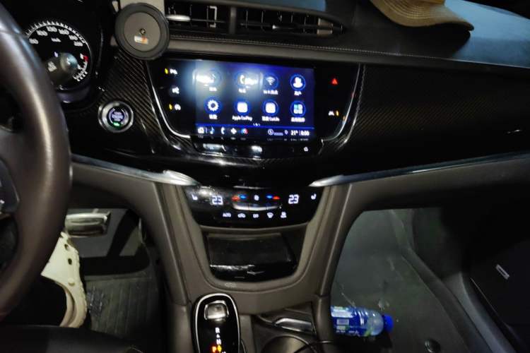 Used Cadillac XT6 2020 28T Six-Seater Luxury Sporty Enjoy-the-Comfort Safety Edition Audio And AC Panel