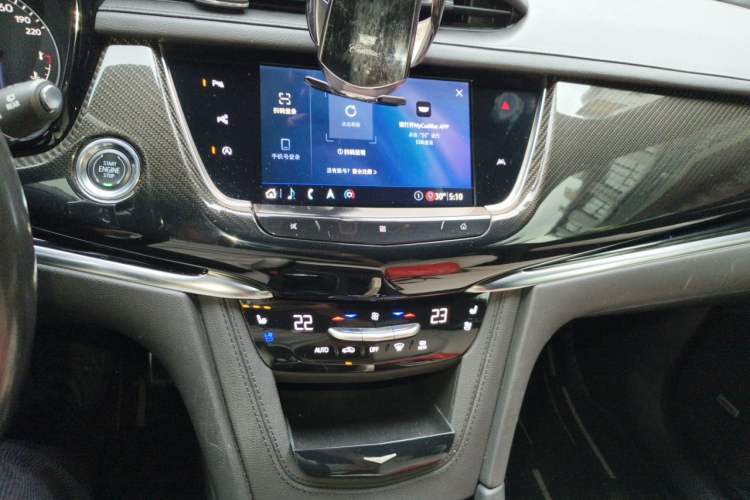Used Cadillac XT6 2020 Revised Version 28T Six-Seater Four-Wheel Drive Leading Sporty Edition Audio And AC Panel