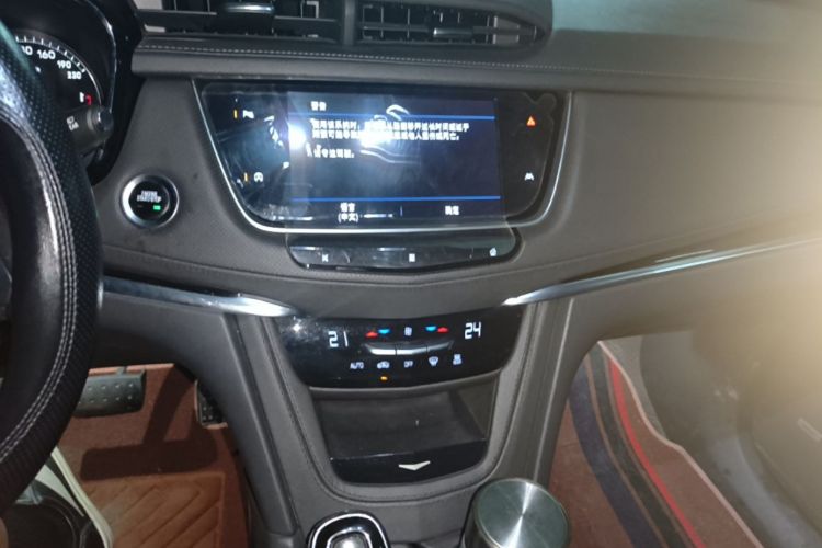 Used Cadillac XT6 2020 28T Seven-Seater Fashion Edition Audio And AC Panel