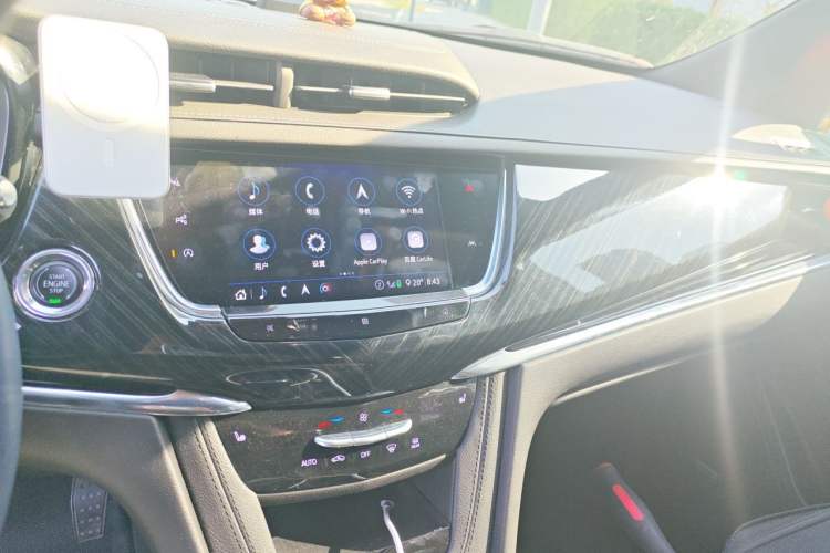 Used Cadillac XT6 2020 28T Six-Seater Four-Wheel-Drive Luxury Version Audio And AC Panel