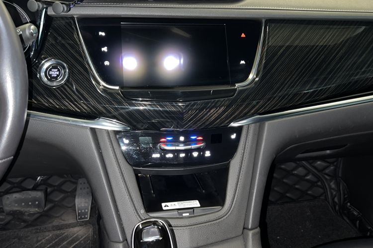 Used Cadillac XT6 2020 Revised Version 28T Six-Seater Luxury Edition Audio And AC Panel