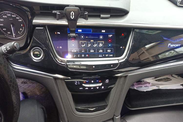 Used Cadillac XT6 2020 28T Seven-Seater Fashion Edition Audio And AC Panel