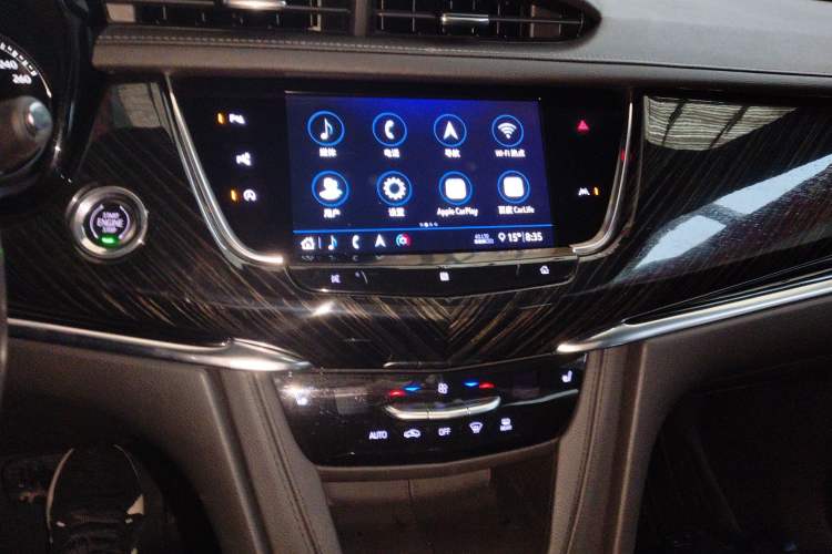 Used Cadillac XT6 2020 28T Six-Seater Four-Wheel-Drive Luxury Version Audio And AC Panel