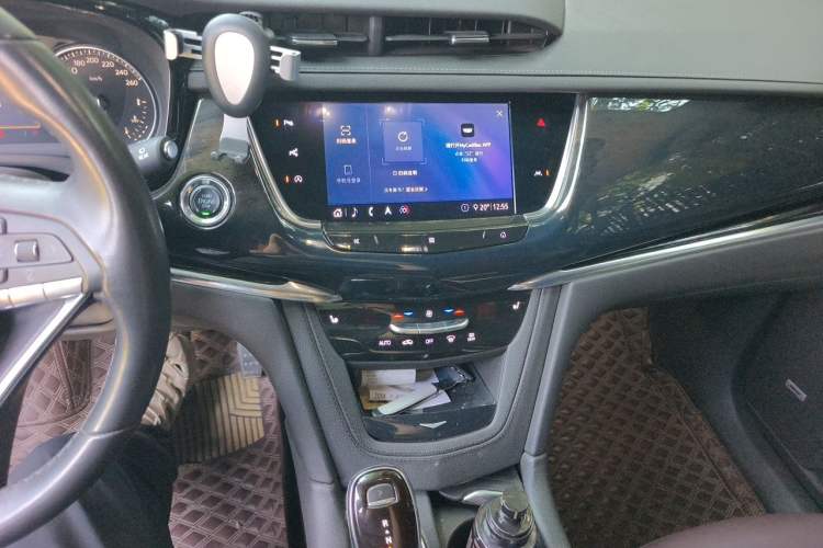 Used Cadillac XT6 2020 28T Six-Seater Luxury Version Audio And AC Panel