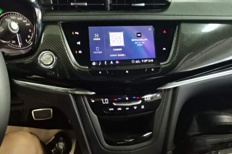 Used Cadillac XT6 2020 28T Six-Seater Luxury Sporty Enjoy-the-Comfort Safety Edition Audio And AC Panel
