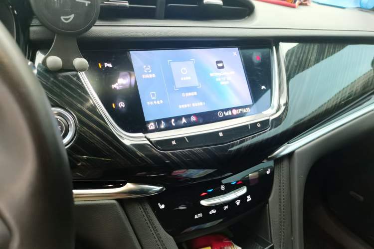 Used Cadillac XT6 2020 28T Six-Seater Four-Wheel-Drive Luxury Version with Premium Sound System Audio And AC Panel