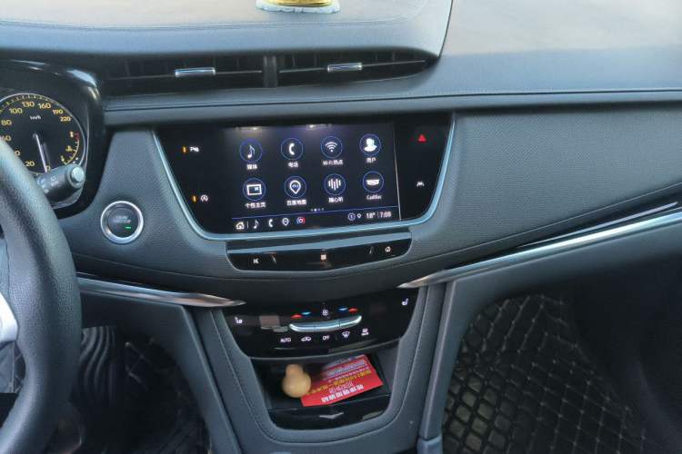 Used Cadillac XT6 2020 28T Six-Seater All-Wheel-Drive Fashion Edition Audio And AC Panel