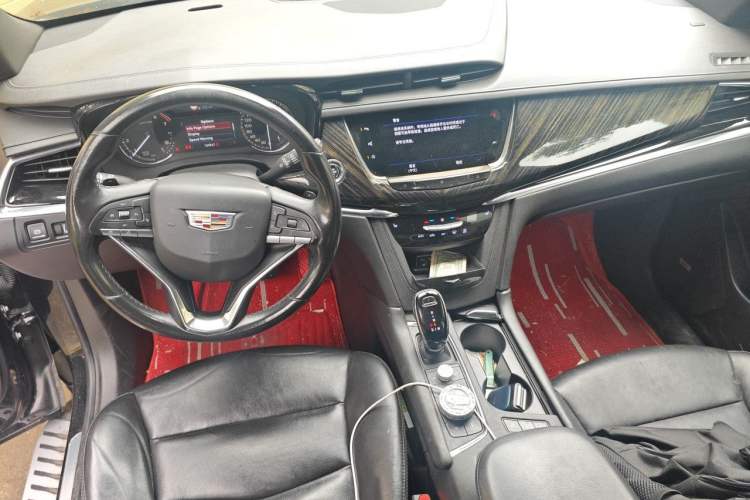 Used Cadillac XT6 2020 28T Six-Seater Luxury Version Center Console