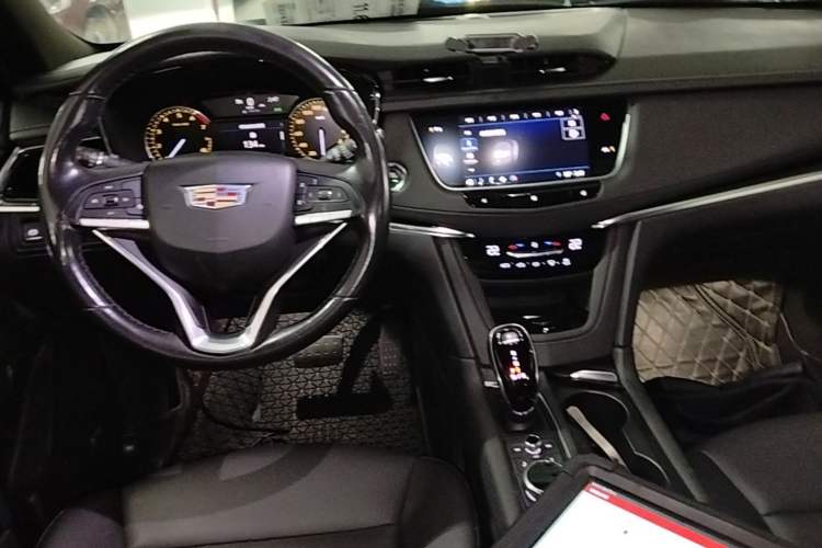 Used Cadillac XT6 2020 28T Seven-Seater Fashion Edition Center Console