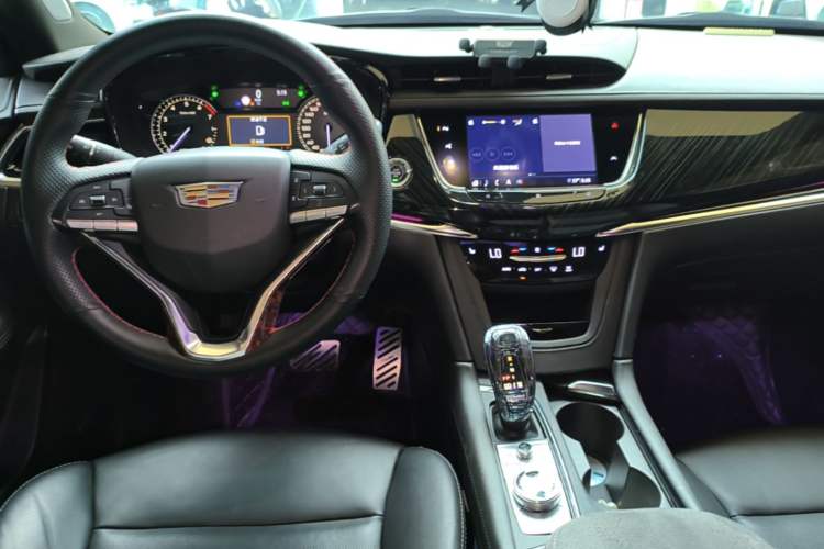 Used Cadillac XT6 2020 28T Six-Seater Luxury Version Center Console