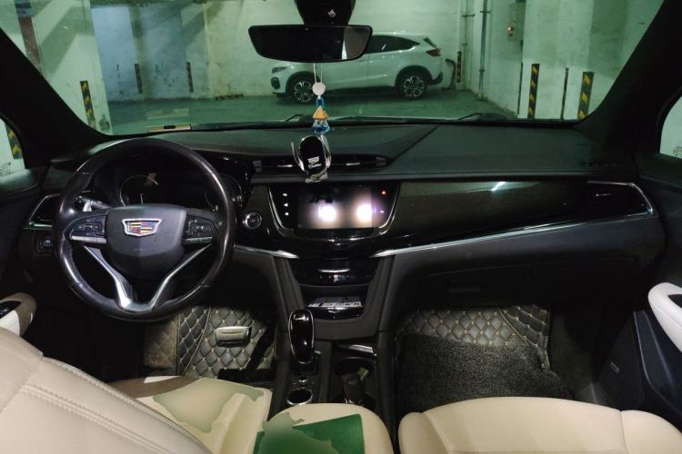 Used Cadillac XT6 2020 28T Six-Seater Luxury Sporty Enjoy-the-Comfort Safety Edition Center Console