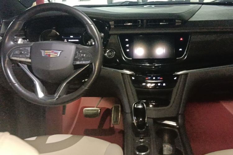 Used Cadillac XT6 2020 28T Six-Seater Luxury Sporty Enjoy-the-Comfort Safety Edition Center Console