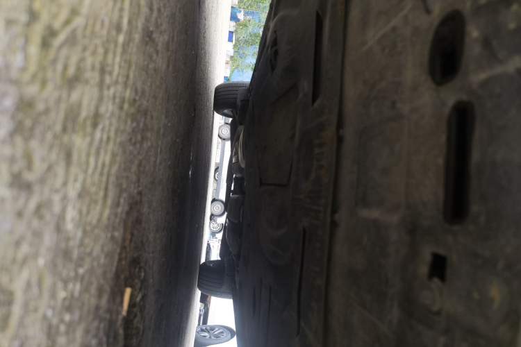Used Cadillac XT6 2020 Revised Version 28T 7-Seater Four-Wheel Drive Luxury Edition Chassis Front