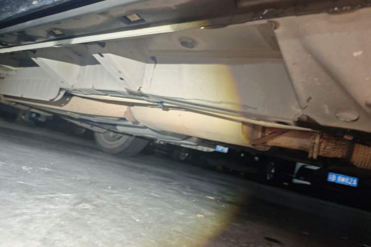Used Cadillac XT6 2020 28T Six-Seater Four-Wheel-Drive Luxury Version Chassis Front Right