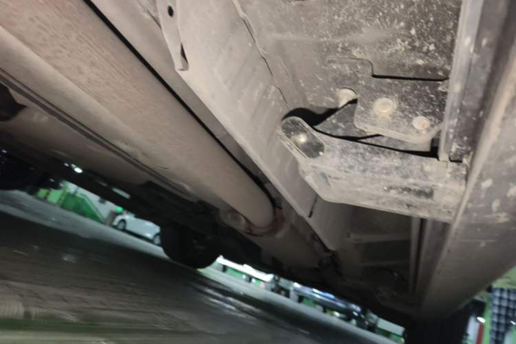 Used Cadillac XT6 2020 28T Six-Seater Four-Wheel-Drive Luxury Sport Vehicle Chassis Rear Right