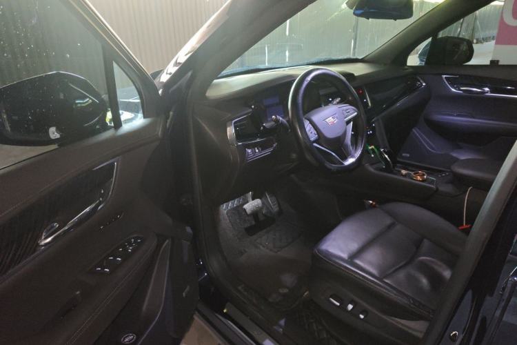 Used Cadillac XT6 2020 28T Six-Seater Four-Wheel-Drive Luxury Version Driver Seat