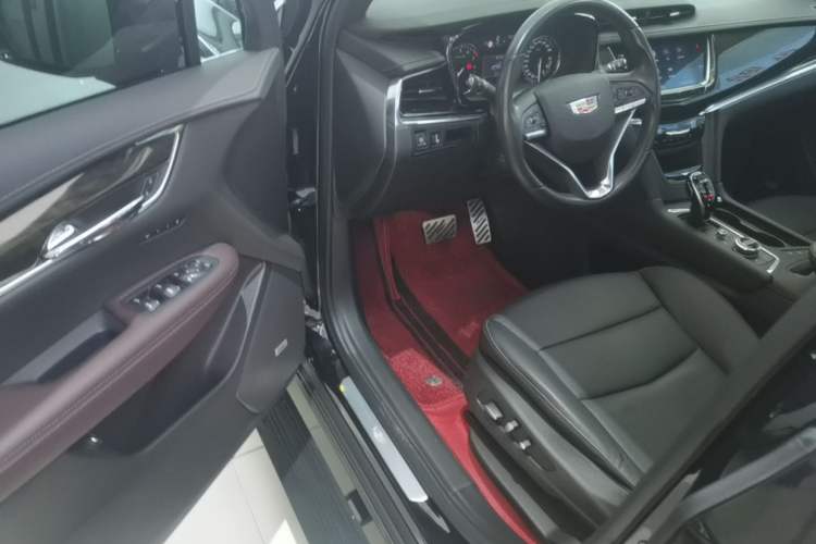 Used Cadillac XT6 2020 28T Six-Seater Four-Wheel-Drive Luxury Version Driver Seat