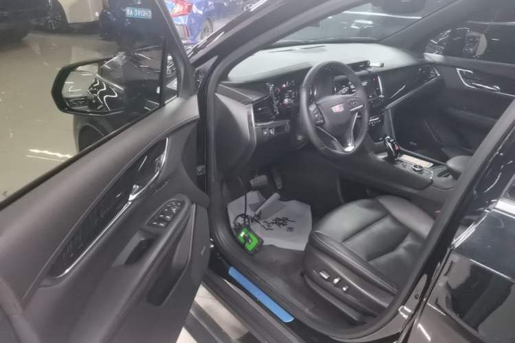 Used Cadillac XT6 2020 28T Six-Seater Four-Wheel-Drive Luxury Version Driver Seat