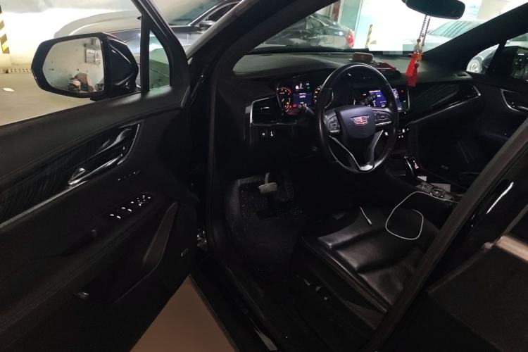 Used Cadillac XT6 2020 Revised Version 28T 7-Seater Four-Wheel Drive Luxury Edition Driver Seat