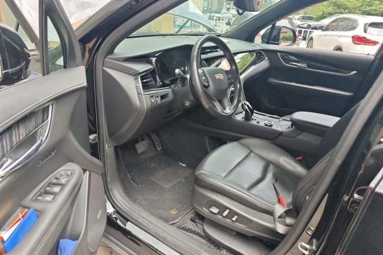 Used Cadillac XT6 2020 28T Seven-Seater Four-Wheel-Drive Luxury Version Driver Seat