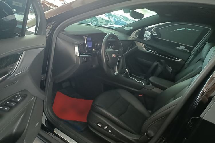 Used Cadillac XT6 2020 28T Six-Seater Four-Wheel-Drive Luxury Version with Premium Sound System Driver Seat
