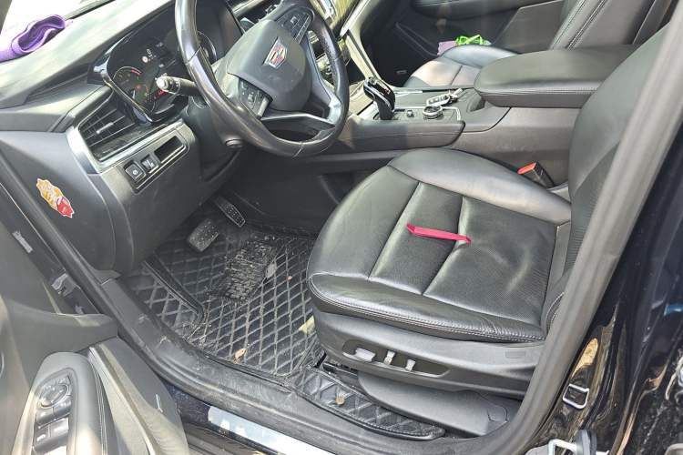 Used Cadillac XT6 2020 Revised Version 28T 7-Seater Four-Wheel Drive Luxury Edition Driver Seat