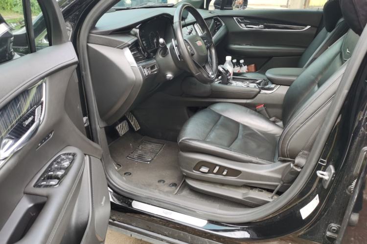 Used Cadillac XT6 2020 28T Six-Seater Four-Wheel-Drive Luxury Version Driver Seat