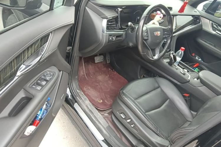 Used Cadillac XT6 2020 Revised Version 28T 6-Seater Four-Wheel Drive Luxury Edition Driver Seat
