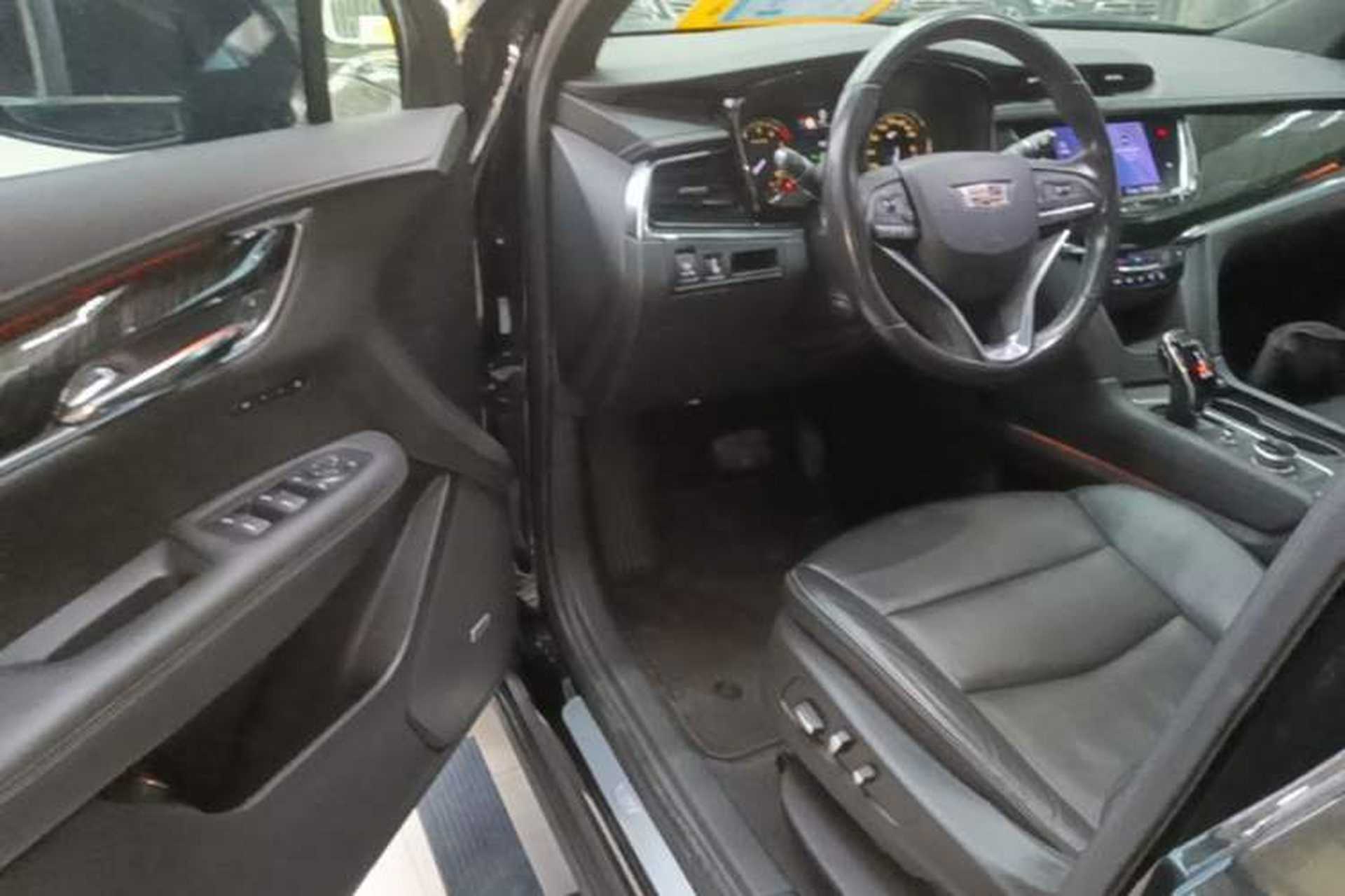 Used Cadillac XT6 2020 28T Six-Seater Luxury Sporty Enjoy-the-Comfort Safety Edition Driver Seat