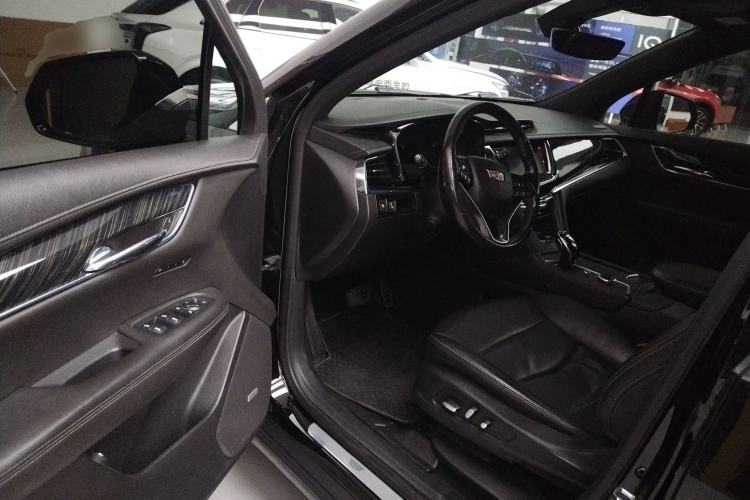 Used Cadillac XT6 2020 28T Six-Seater Four-Wheel-Drive Luxury Version Driver Seat