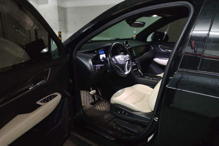 Used Cadillac XT6 2020 28T Six-Seater Luxury Sporty Enjoy-the-Comfort Safety Edition Driver Seat