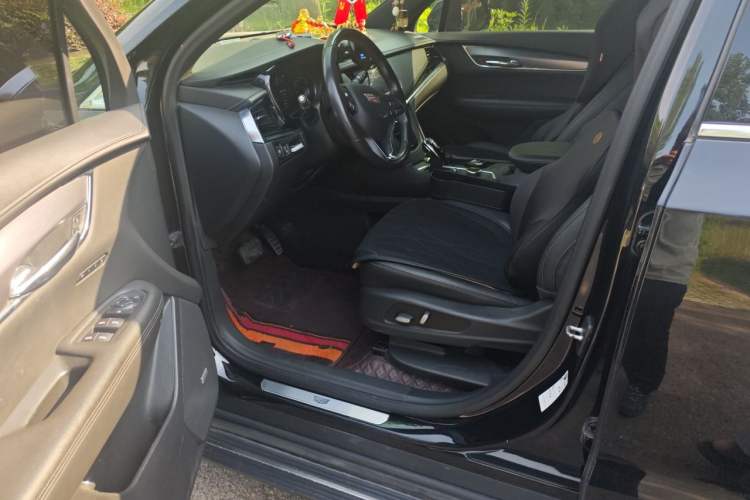 Used Cadillac XT6 2020 28T Six-Seater Fashion Edition Driver Seat