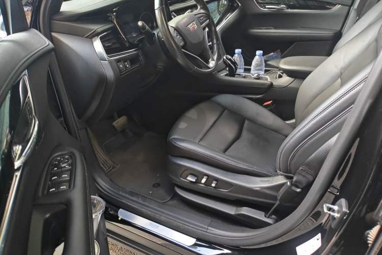Used Cadillac XT6 2020 Revised Version 28T Six-Seater Luxury Edition Driver Seat