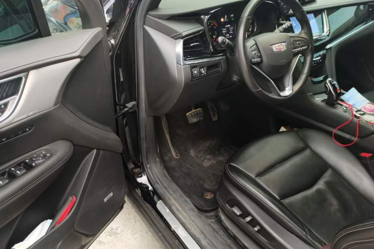 Used Cadillac XT6 2020 28T Six-Seater Four-Wheel-Drive Luxury Version with Premium Sound System Driver Seat