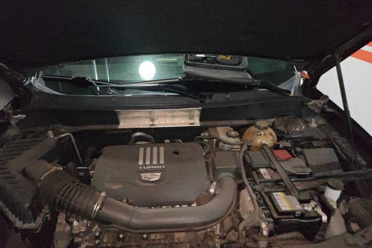 Used Cadillac XT6 2020 28T Six-Seater All-Wheel-Drive Fashion Edition Engine Bay