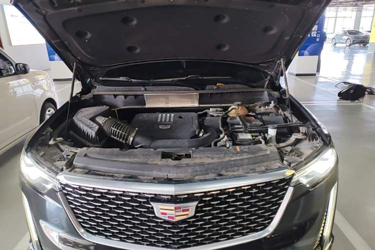 Used Cadillac XT6 2020 28T Six-Seater Fashion Edition Engine Bay