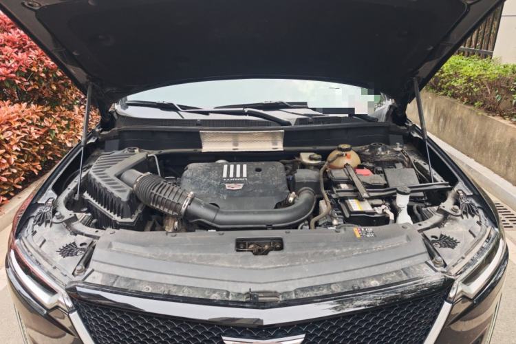 Used Cadillac XT6 2020 28T Six-Seater Luxury Sporty Enjoy-the-Comfort Safety Edition Engine Bay