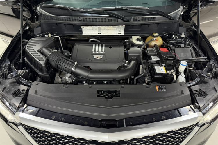 Used Cadillac XT6 2020 28T Six-Seater Four-Wheel-Drive Luxury Version Engine Bay