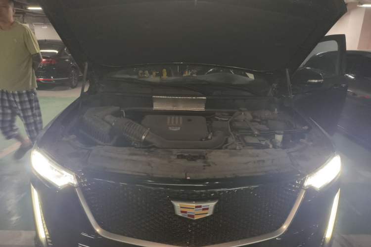 Used Cadillac XT6 2020 28T Six-Seater Four-Wheel-Drive Luxury Sport Vehicle Engine Bay