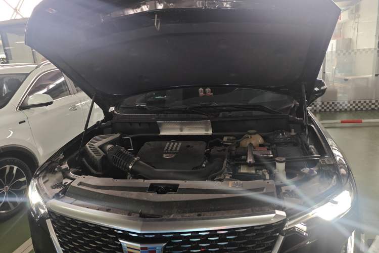 Used Cadillac XT6 2020 28T Six-Seater Fashion Edition Engine Bay