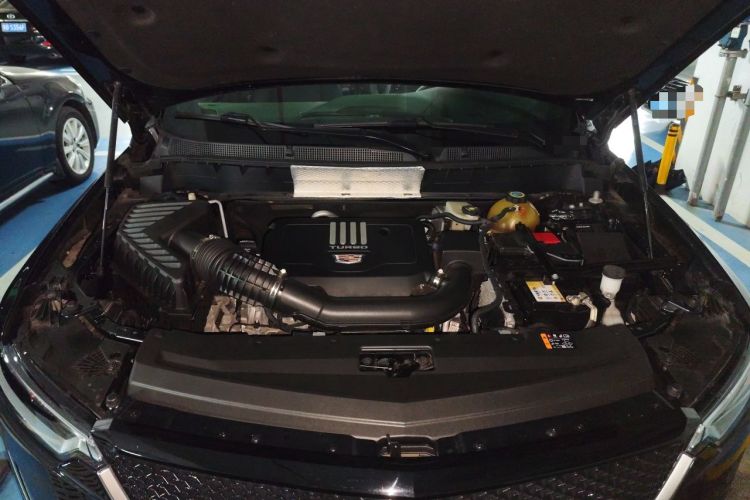Used Cadillac XT6 2020 28T Six-Seater Four-Wheel-Drive Luxury Sport Vehicle Engine Bay