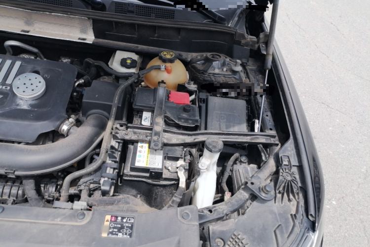Used Cadillac XT6 2020 28T Six-Seater Four-Wheel-Drive Luxury Version Engine Bay Left