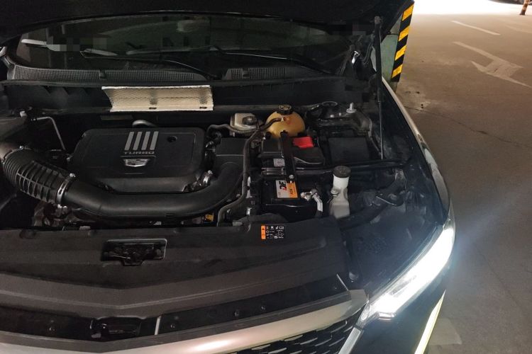 Used Cadillac XT6 2020 Revised Version 28T 7-Seater Four-Wheel Drive Luxury Edition Engine Bay Left