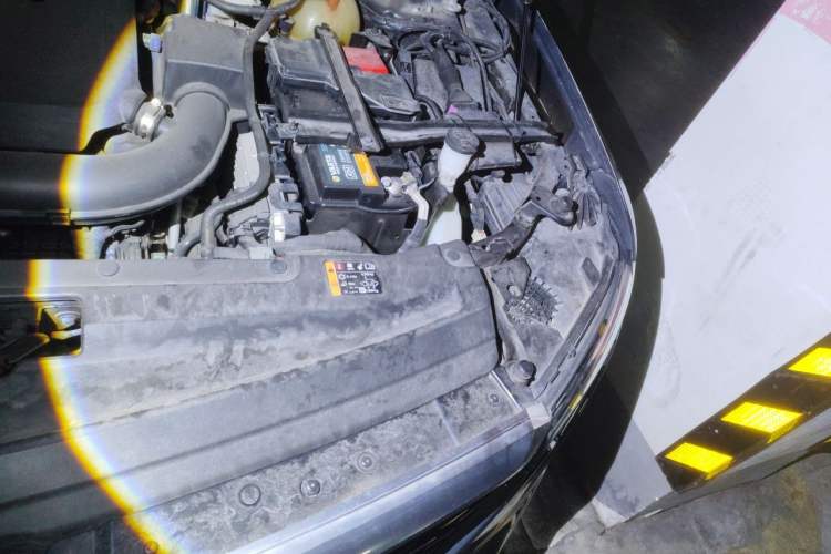 Used Cadillac XT6 2020 28T Six-Seater All-Wheel-Drive Fashion Edition Engine Bay Left
