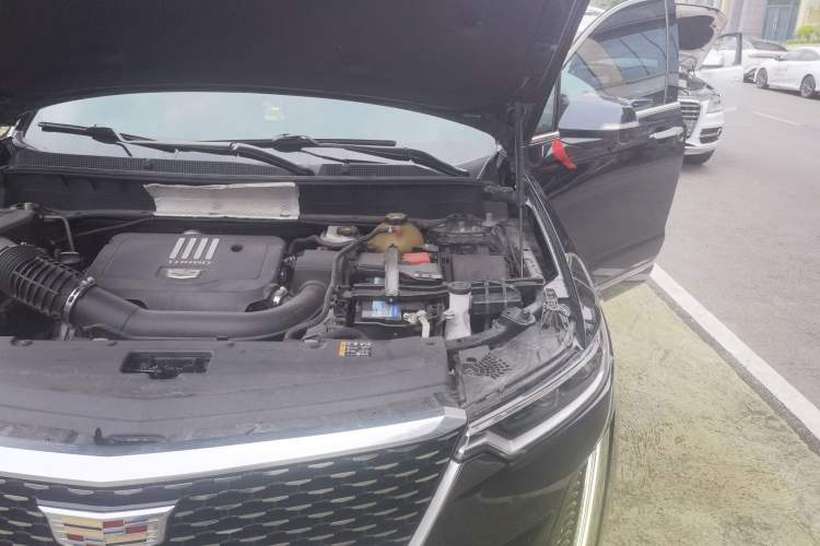Used Cadillac XT6 2020 Revised Version 28T 7-Seater Four-Wheel Drive Luxury Edition Engine Bay Left