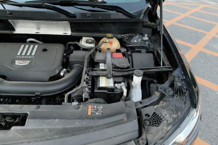 Used Cadillac XT6 2020 28T Six-Seater All-Wheel-Drive Fashion Edition Engine Bay Left